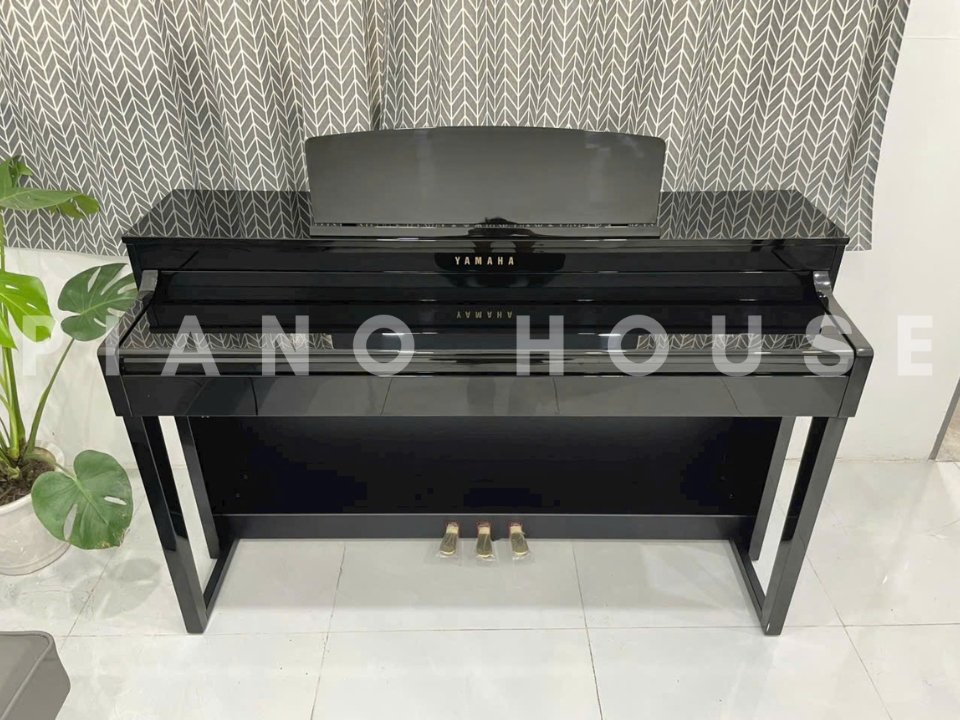 Bảng điều khiển YAMAHA CLP-470 PE