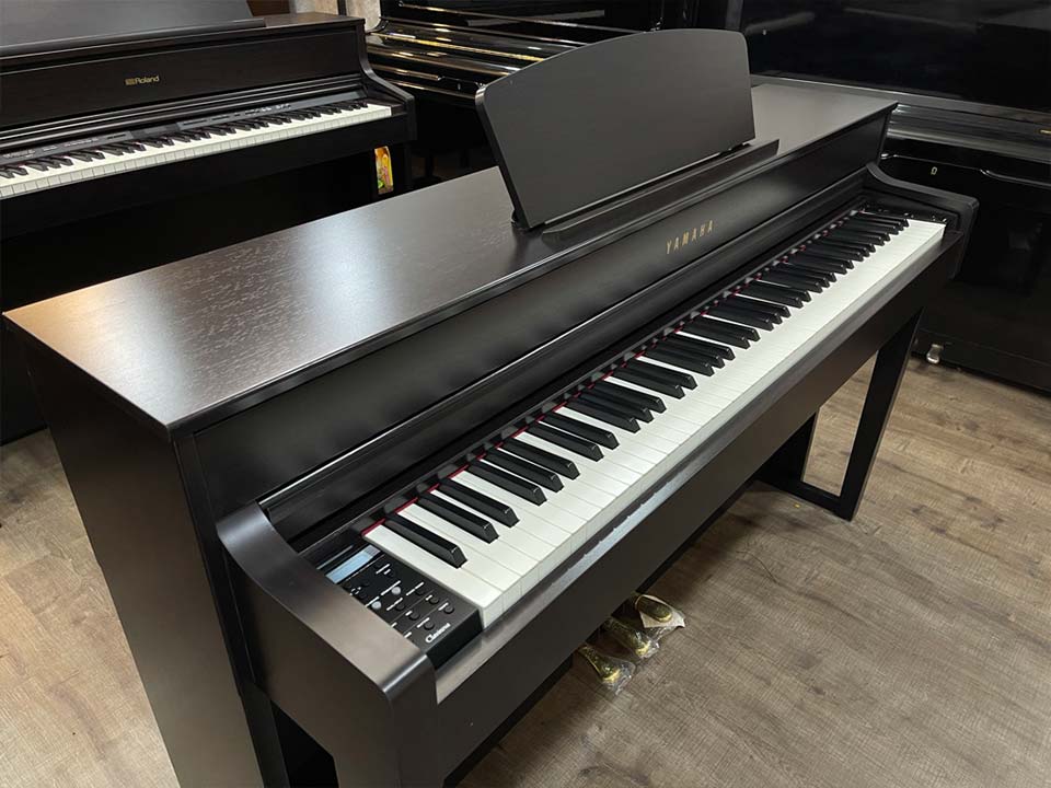 Chi tiết đàn YAMAHA CLP-635 R - Hình 4