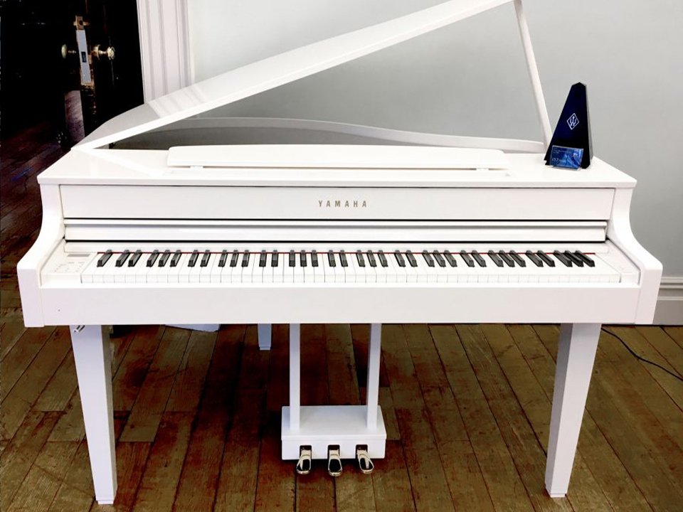 YAMAHA CLP-665GP WH - Đánh giá chi tiết tại Piano House