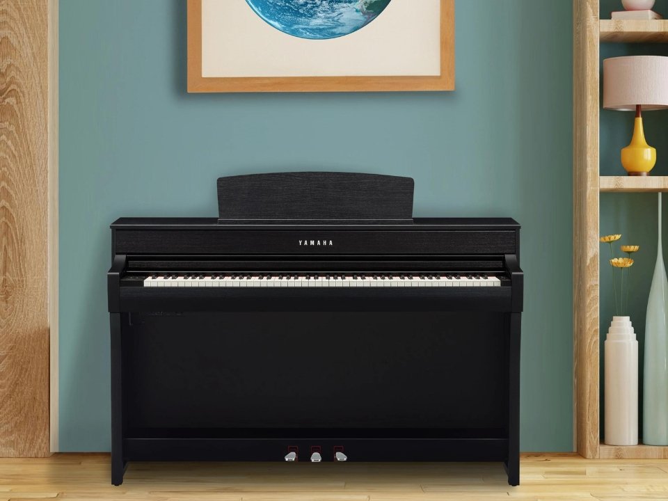 Hình ảnh chi tiết YAMAHA CLP-745 B góc chụp 7