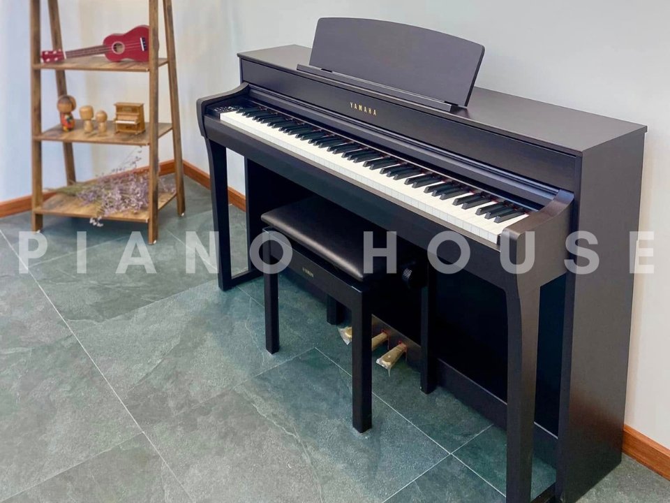 Hình ảnh chi tiết YAMAHA CLP-745 R (USED) góc chụp 2
