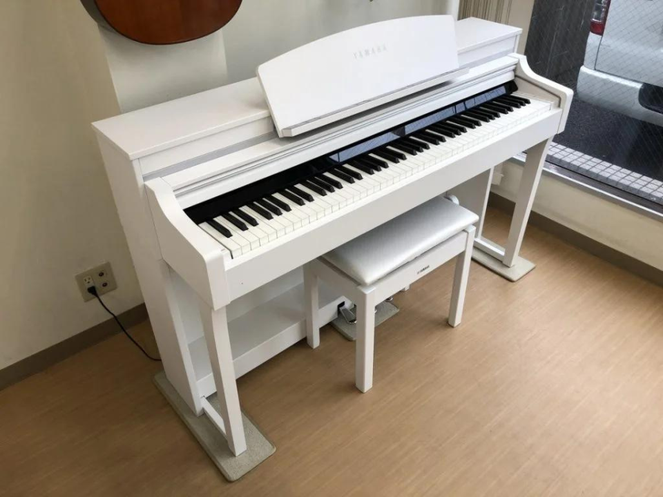 YAMAHA CSP-170 WH - Ảnh thực tế 3