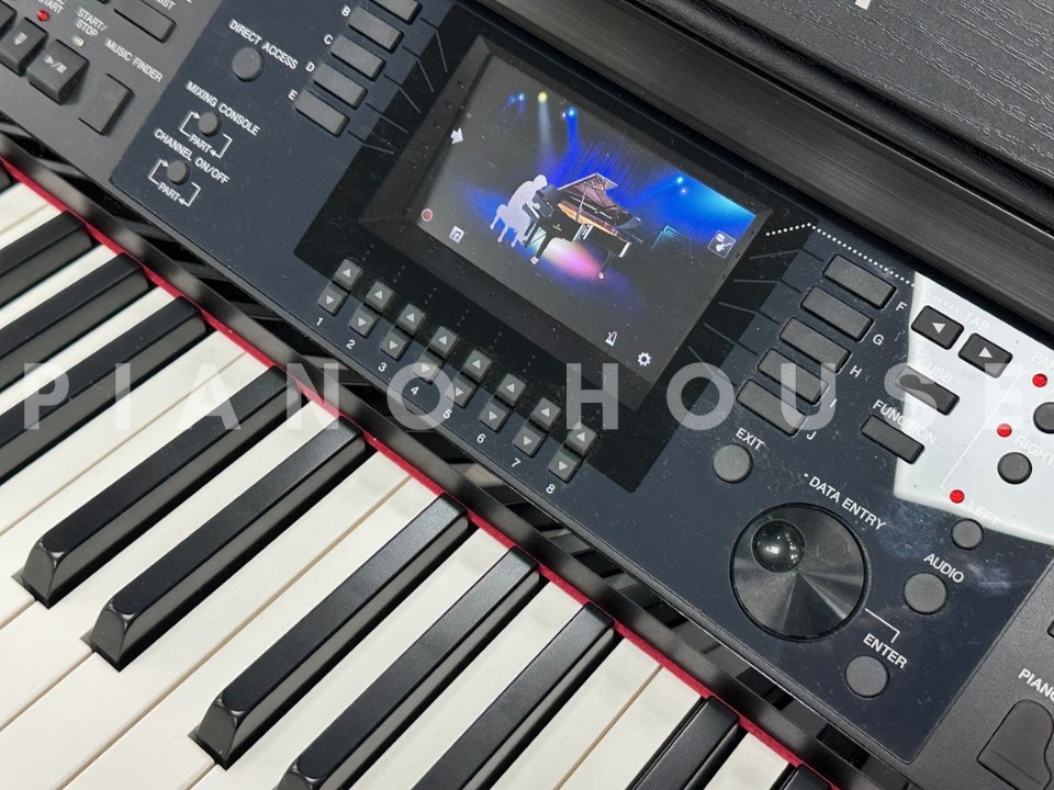 YAMAHA CVP-701 B - Ảnh thực tế 3