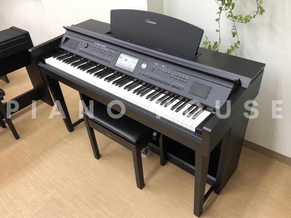 Cận cảnh YAMAHA CVP-701 B tại Piano House