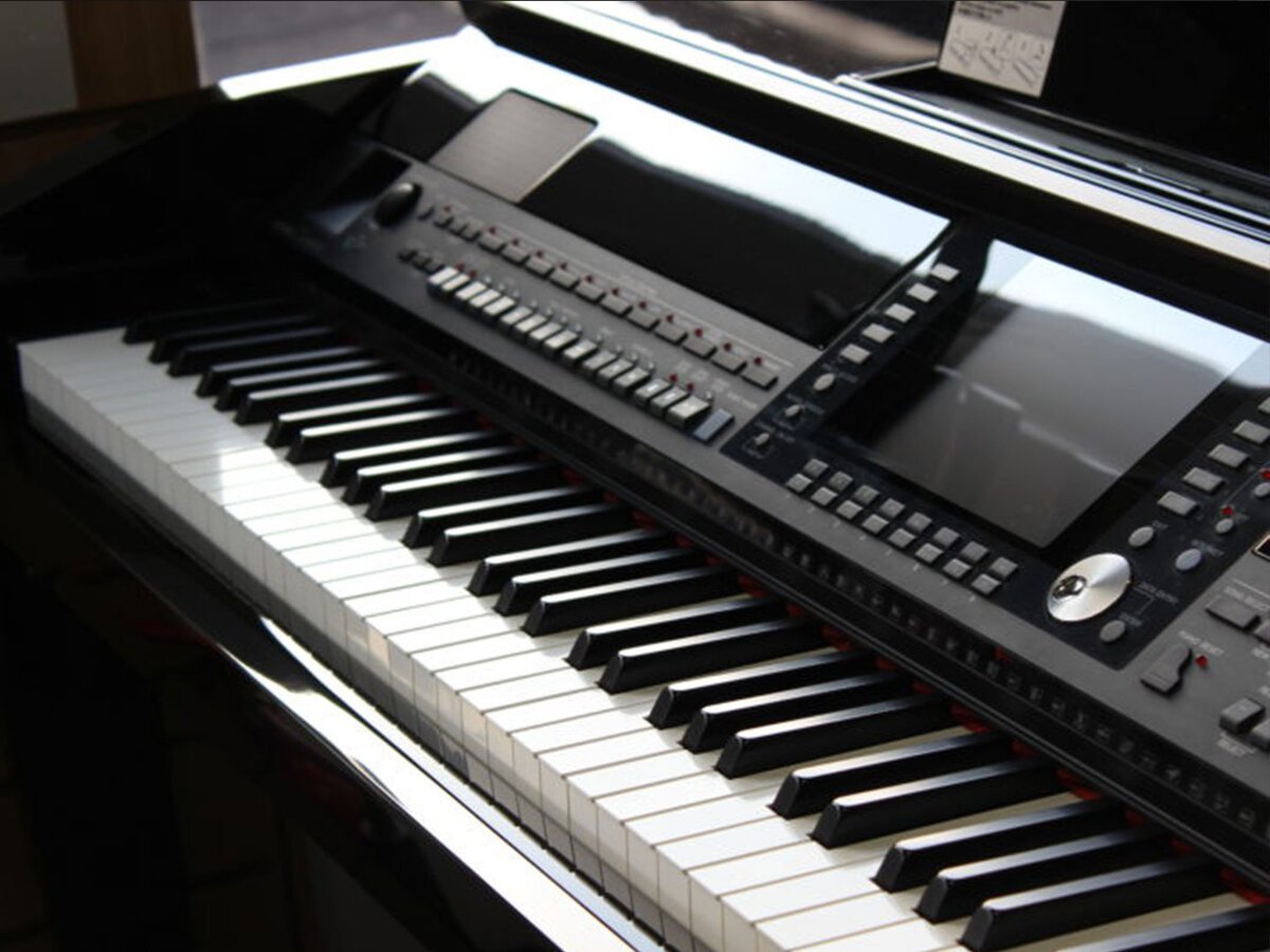 YAMAHA CVP-503 R - Ảnh thực tế 3