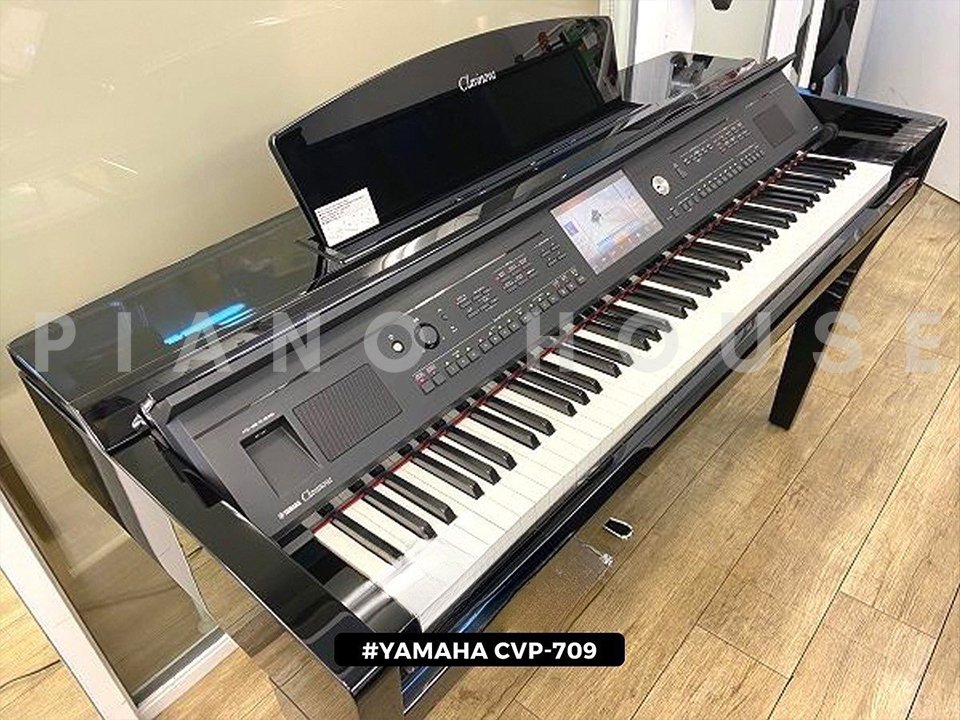 YAMAHA CVP-709 PE (USED) - Góc nhìn thực tế 6