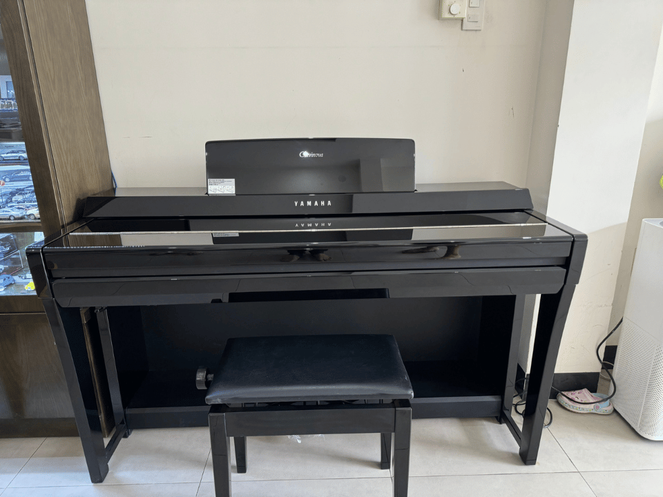 Cận cảnh YAMAHA CVP-805 PE (USED) tại Piano House