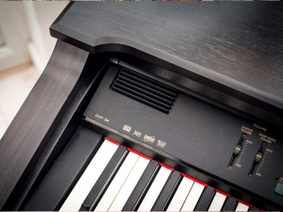 Bảng điều khiển và tính năng ABC trên YAMAHA CVP-94