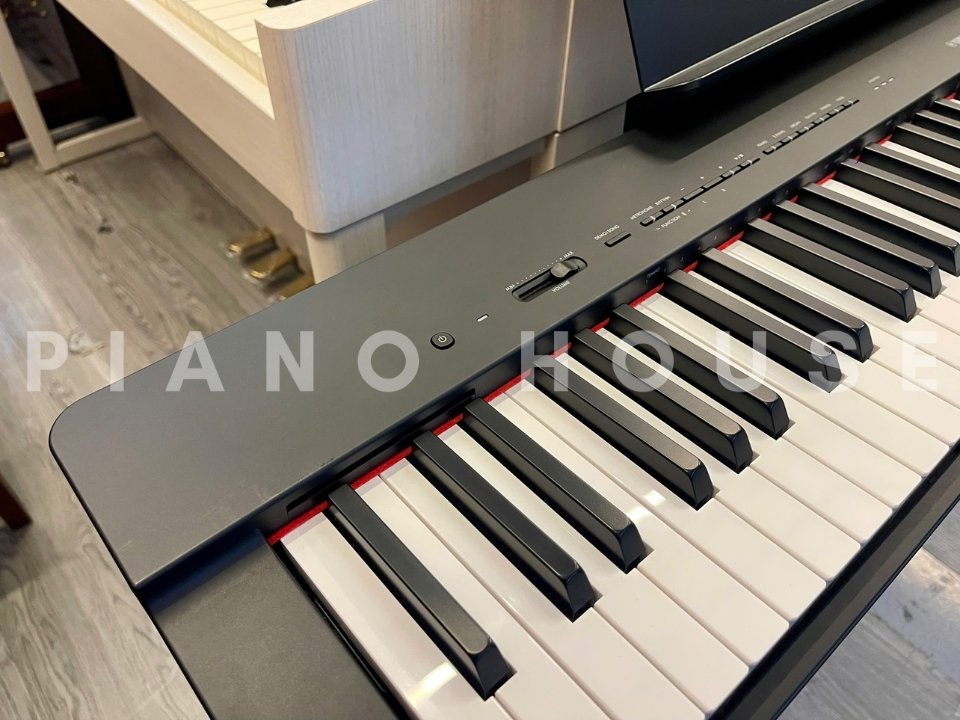 YAMAHA P-225B (Only Piano) - Góc nhìn thực tế 6