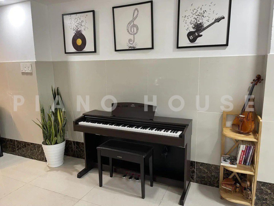 Hình ảnh chi tiết YAMAHA YDP-140 R góc chụp 2