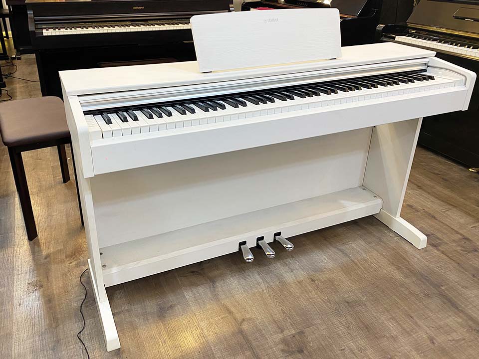 Hình ảnh chi tiết YAMAHA YDP-143 WH góc chụp 2