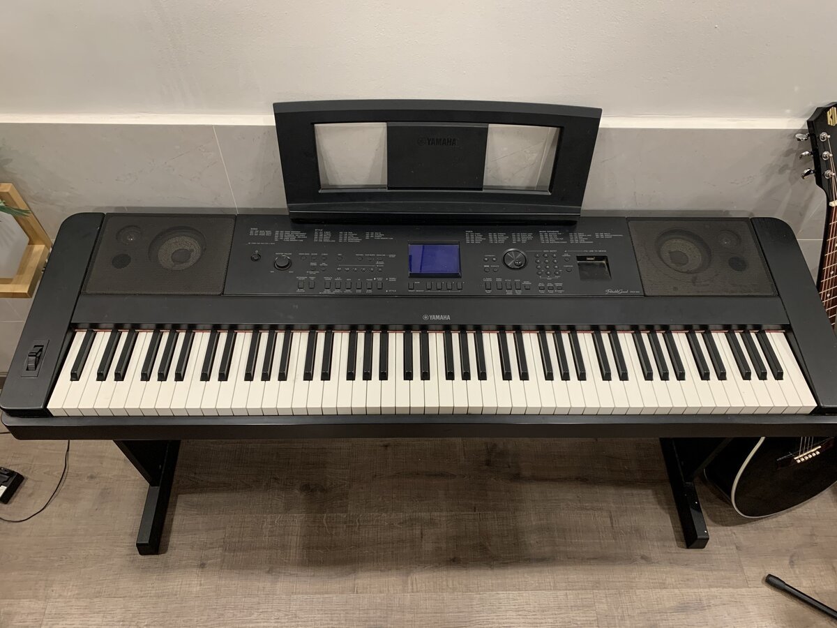 Bàn phím 88 phím Graded Hammer Standard của Yamaha DGX-660