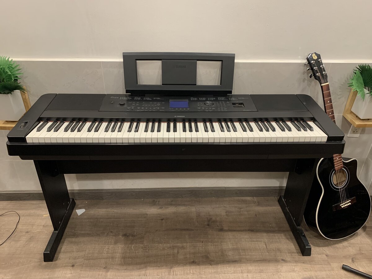 Hình ảnh chi tiết Yamaha DGX-660 góc chụp 2