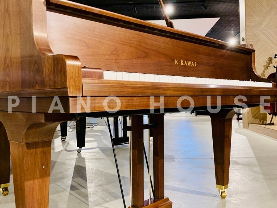 KAWAI GL30 Walnut - Góc nhìn thực tế 6