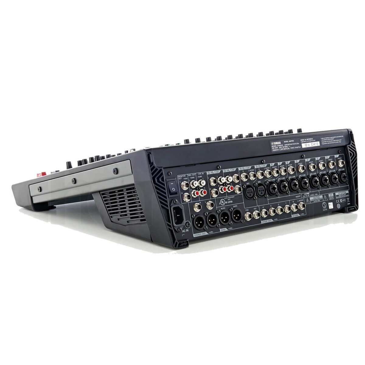 Mixer Yamaha MGP16X - Ảnh thực tế 3