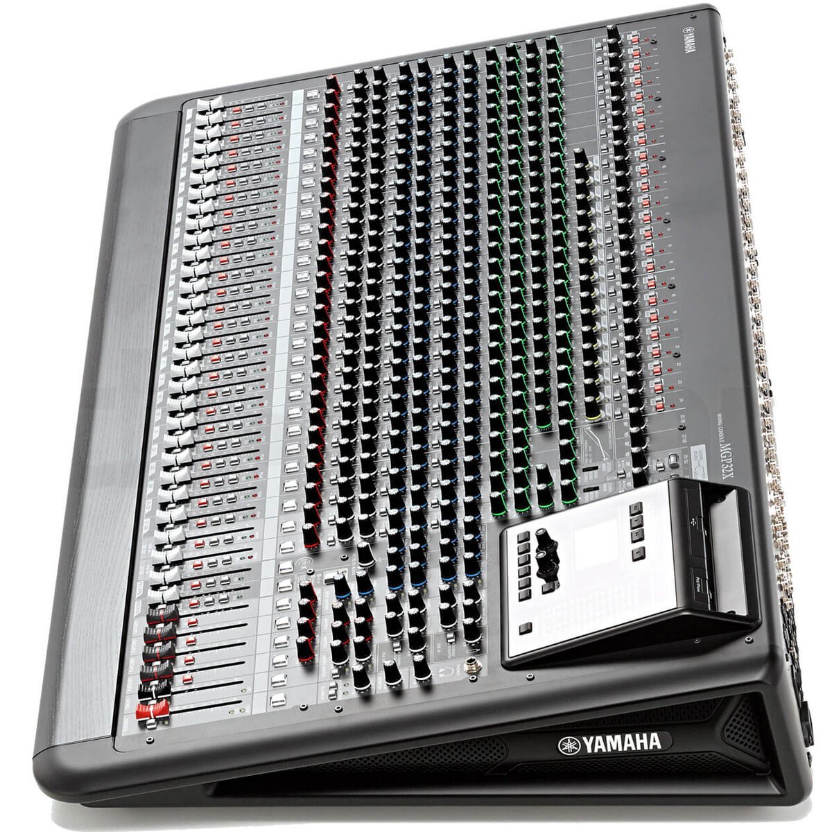 Mixer Yamaha MGP32X - Ảnh thực tế 3