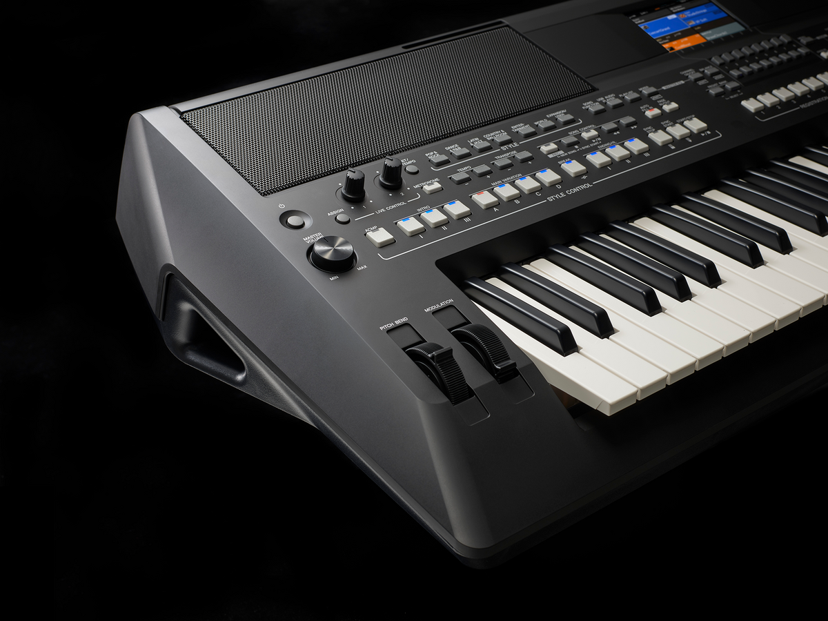 Hình ảnh chi tiết Yamaha PSR SX600 góc chụp 2