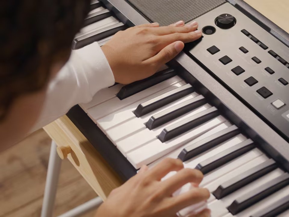 Yamaha PSR E383 - Ảnh thực tế 3