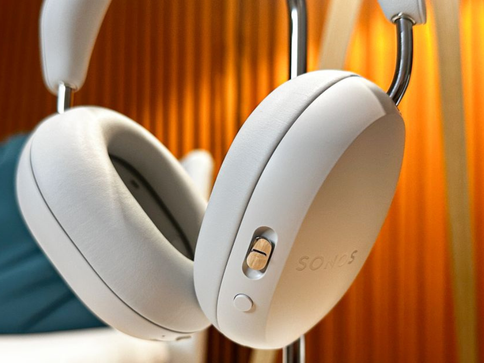 Hình ảnh chi tiết Sonos ACE | Tai Nghe Không Dây Hỗ Trợ Dolby Atmos góc chụp 7