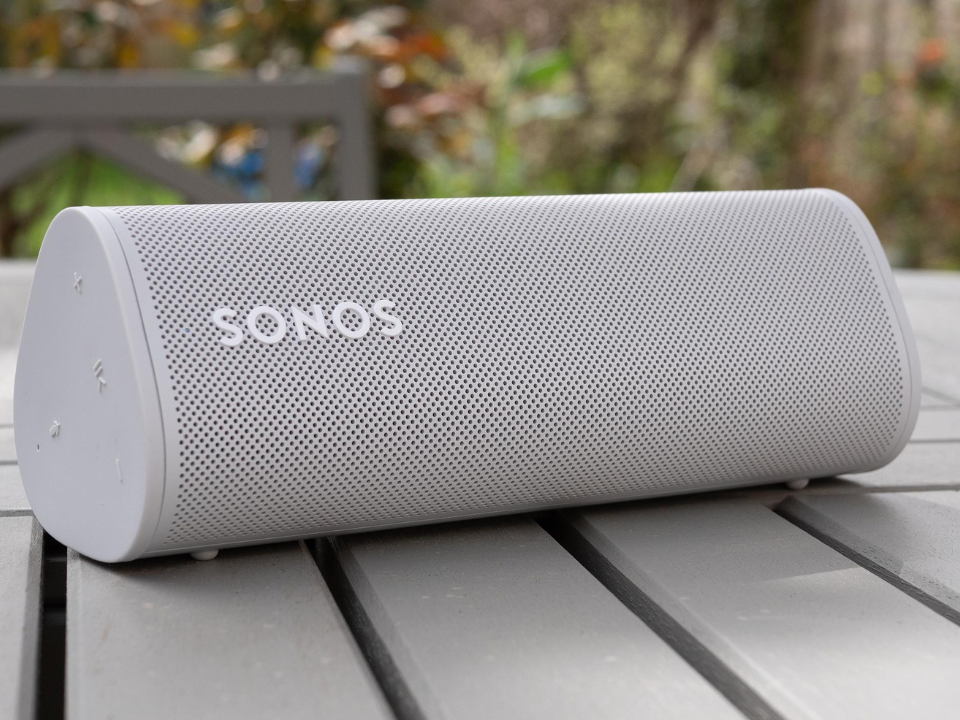 Sonos Roam 2 | Ultra Portable Smart Speaker - Góc nhìn thực tế 6