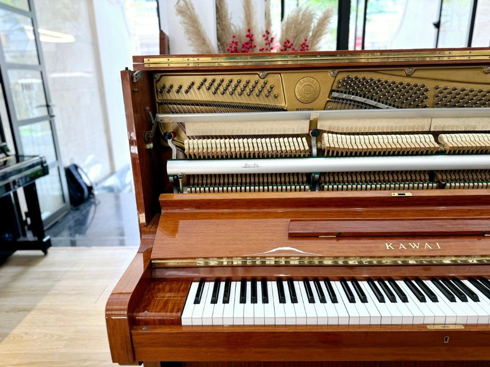 Cận cảnh KAWAI BL61 Superior tại Piano House
