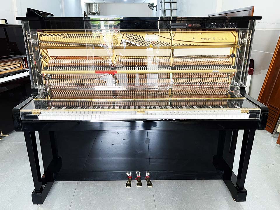 YAMAHA MX100R Crystal - Đánh giá chi tiết tại Piano House