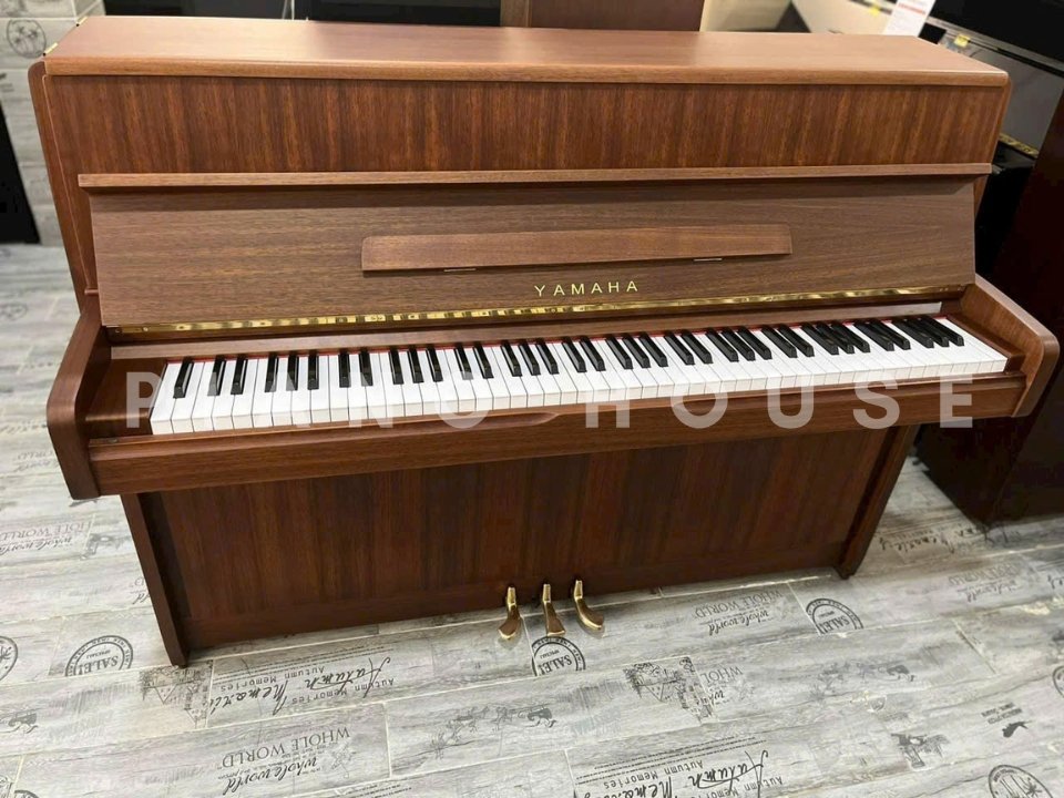 Hình ảnh chi tiết YAMAHA M1A góc chụp 2