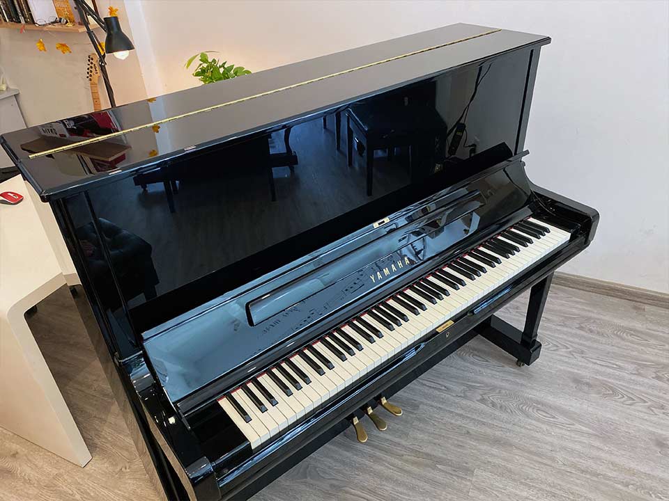 Cận cảnh YAMAHA SU7 SH3 PE tại Piano House