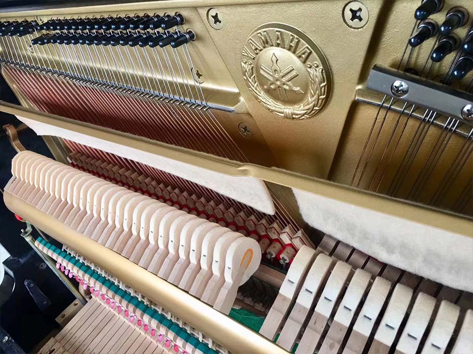 Cận cảnh YAMAHA U1M tại Piano House