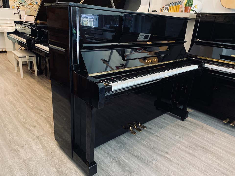 YAMAHA U1G - Ảnh thực tế 3