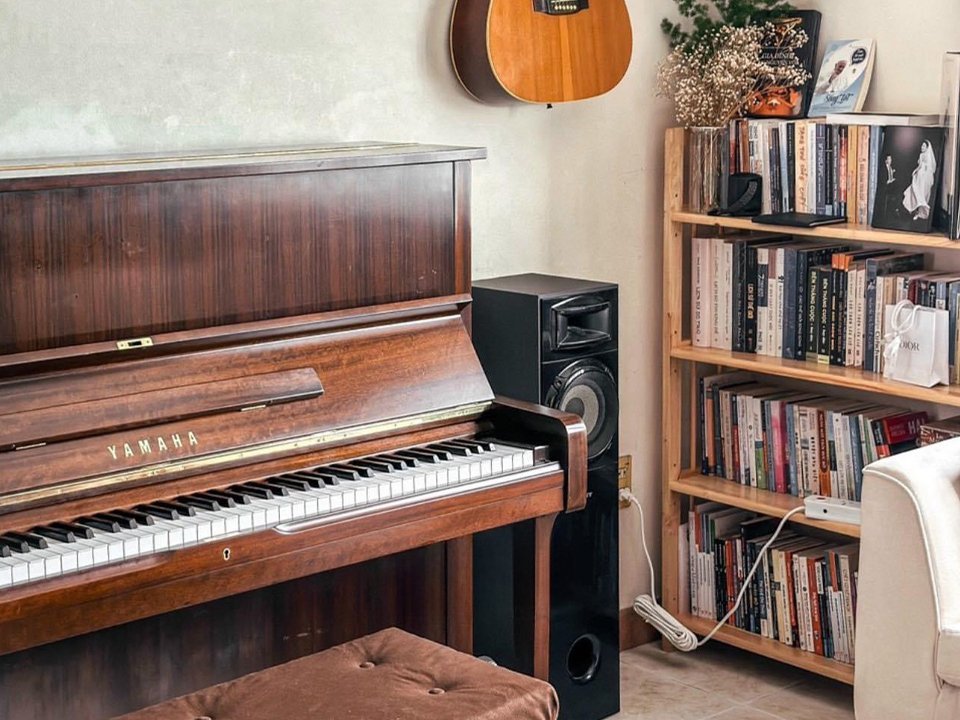 YAMAHA U1H Wn - Góc nhìn thực tế 6