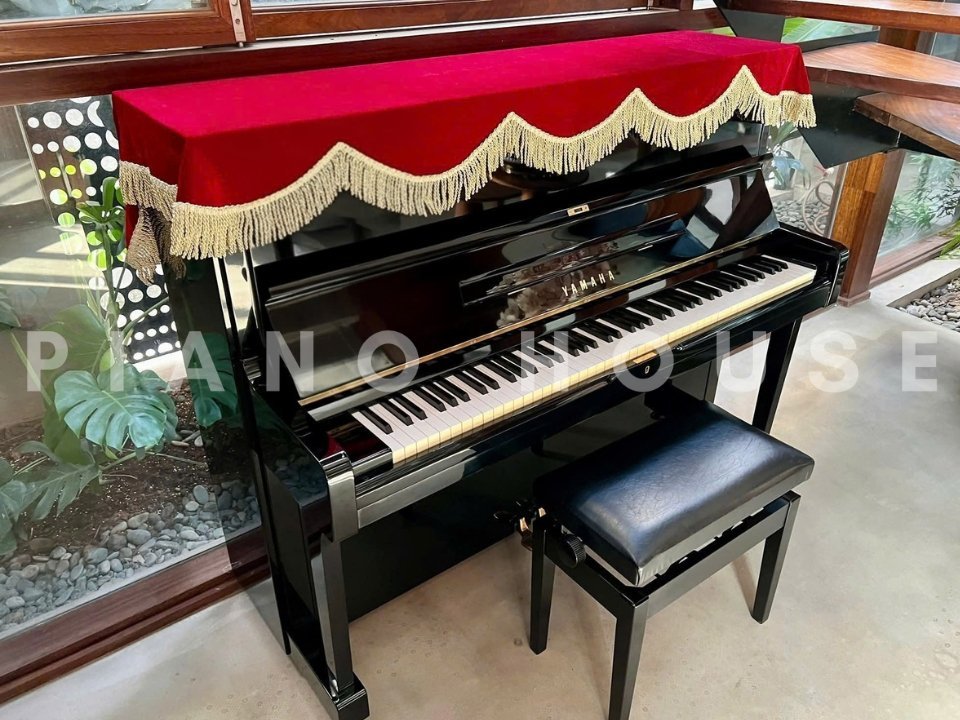 Chi tiết đàn YAMAHA U1H - Hình 4