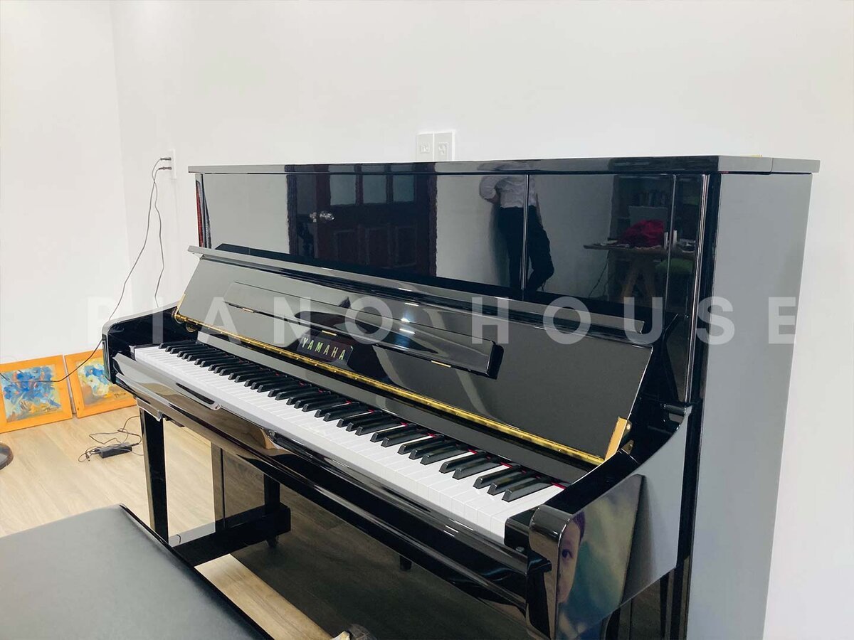 Hình ảnh chi tiết YAMAHA U1J SC3 PE góc chụp 2