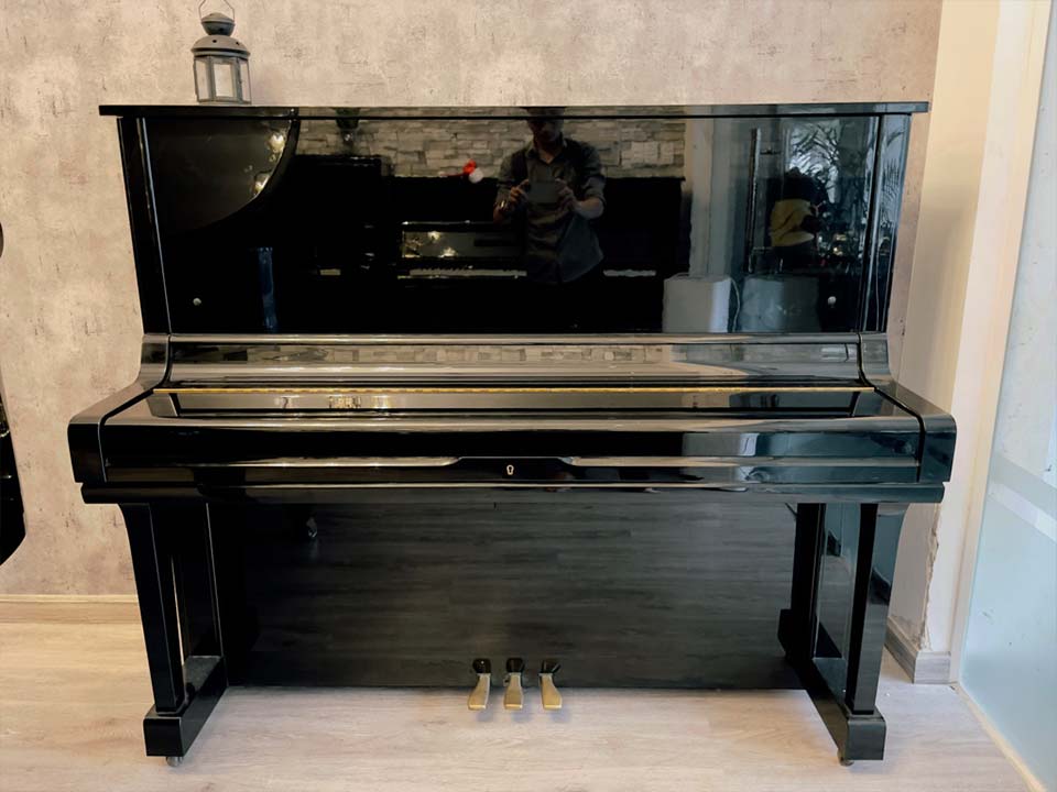 Chi tiết đàn YAMAHA U3M - Hình 4