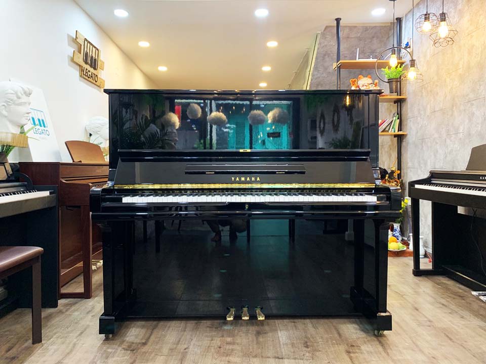 YAMAHA U3M - Ảnh thực tế 3