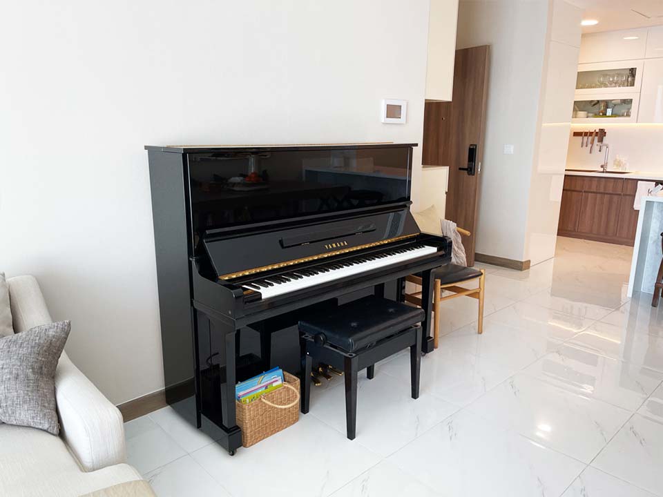 YAMAHA U30BL - Đánh giá chi tiết tại Piano House