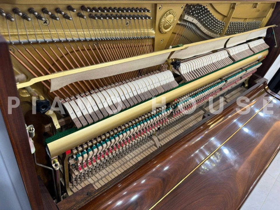 Chi tiết đàn YAMAHA U30 RW - Hình 4