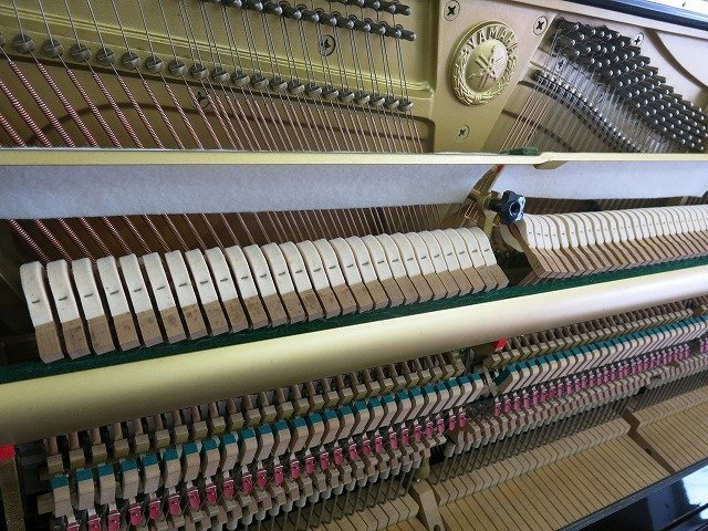 Cận cảnh YAMAHA UX5 tại Piano House