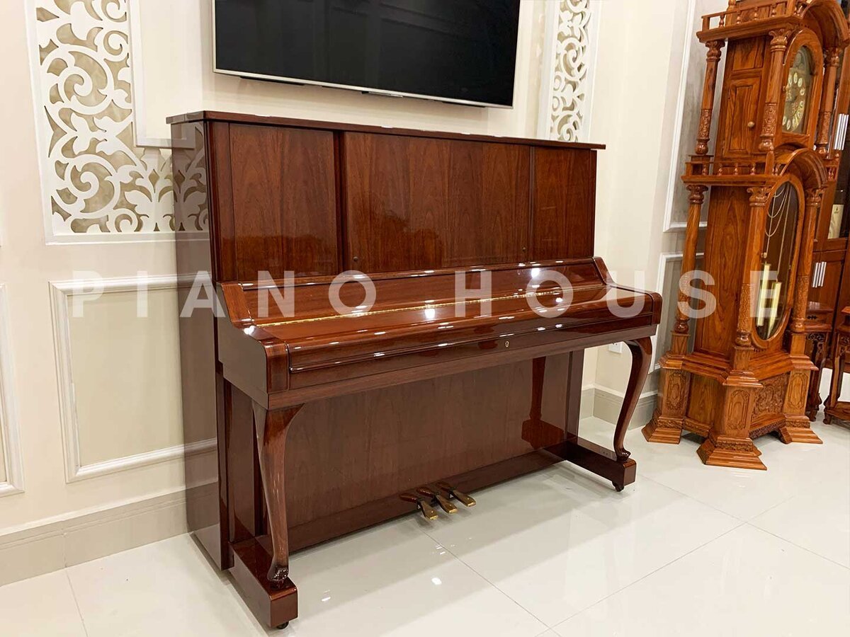 Cận cảnh YAMAHA W106 Silent tại Piano House