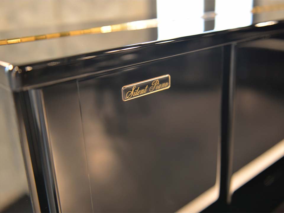 Chi tiết đàn YAMAHA YU30SB Silent - Hình 4